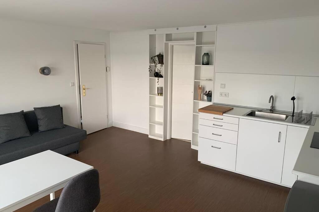 Traumhafter Seeblick Mit Grosser Terrasse